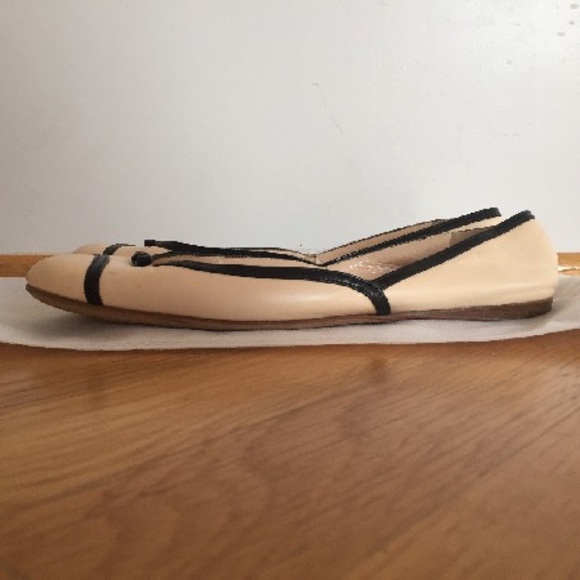 Prada - Round-Toe Flats US 7.5 | IT 37.5 - Picture 3 of 6